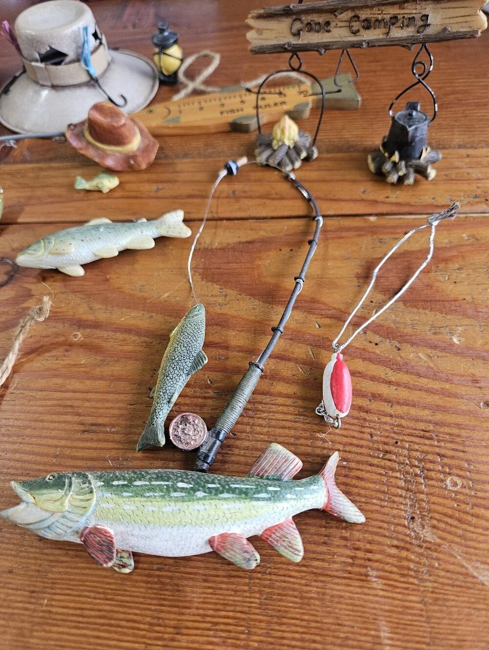 Lot of 17 Lake House Decor Fish Theme Hanging Wall/Shelf